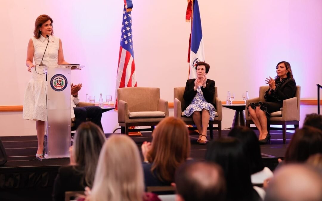 Vicepresidenta de República Dominicana se reunió en Doral con la diáspora de su país