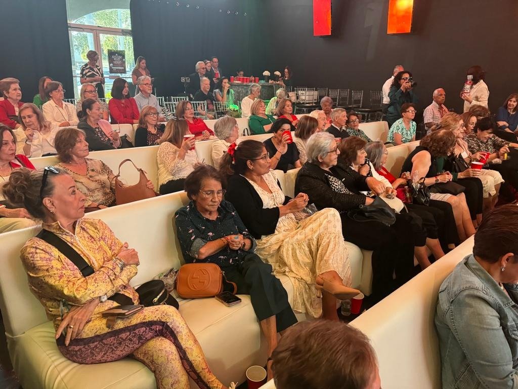 WhatsApp Image 2023-12-06 at 10.57.33 PM