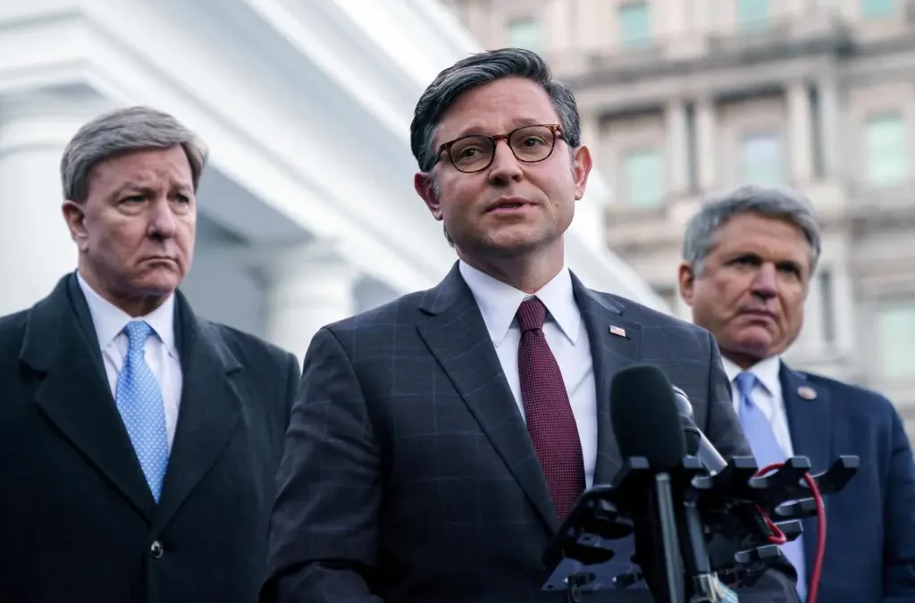 Biden llama a los líderes del Congreso a la Casa Blanca para urgirles dinero para Ucrania