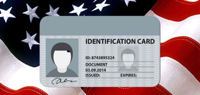 Florida busca prohibir uso de tarjetas de identificación de migrantes indocumentados