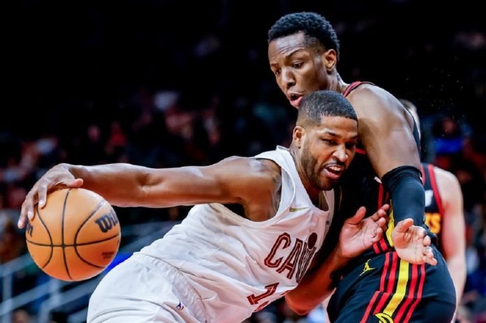 NBA suspende a Tristan Thompson por dar positivo en control antidopaje