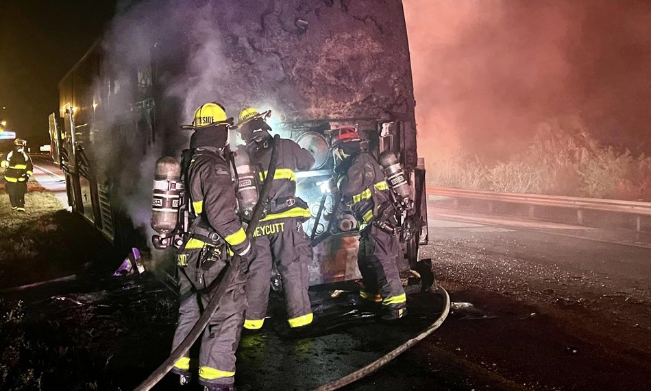 Bus escolar se incendió tras regresar de SeaWorld