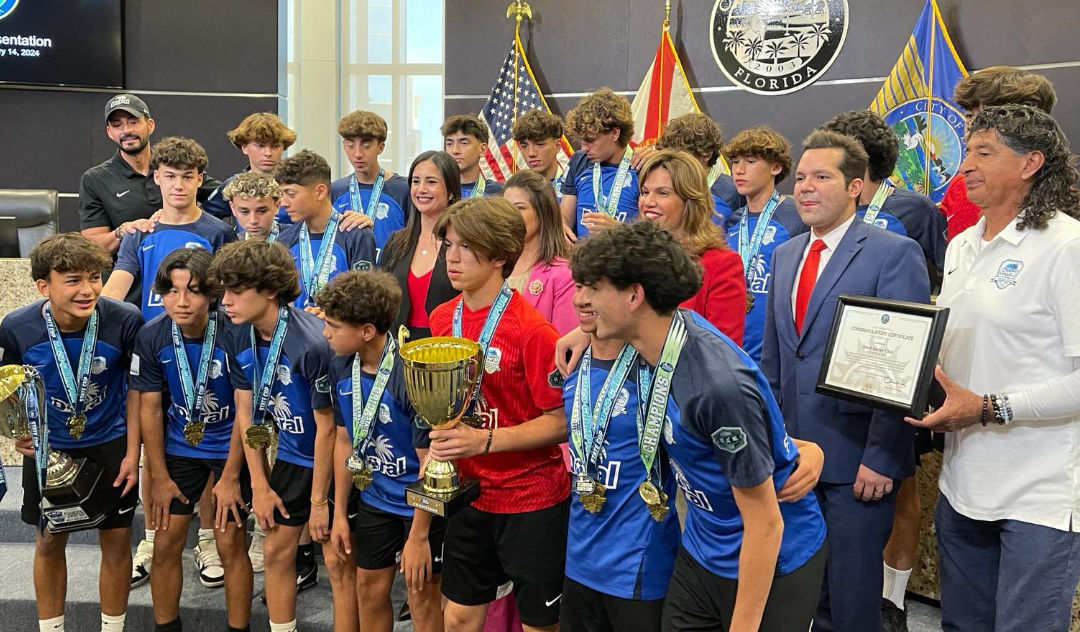 Equipo juvenil élite de “Doral Soccer club” fue reconocido por la ciudad de Doral