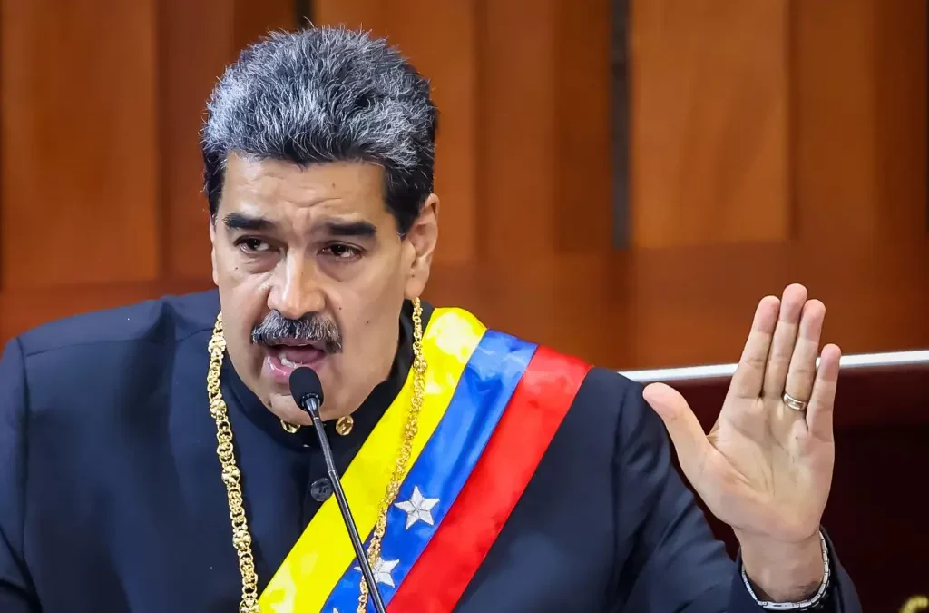 Maduro llama a la Fuerza Armada a estar “alertas y preparados para lo que salga”