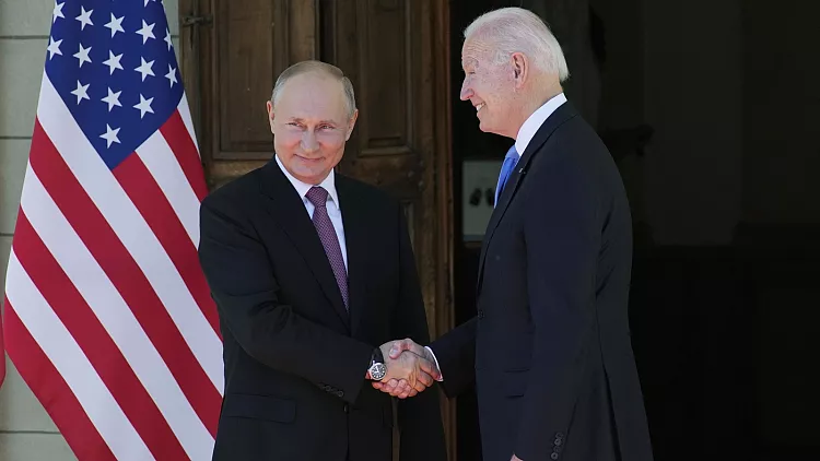 Putin prefiere al «predecible» Biden antes que a Trump en la Casa Blanca