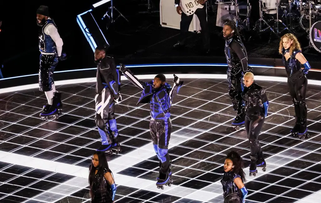 Usher y Taylor Swift se apoderaron del Super Bowl