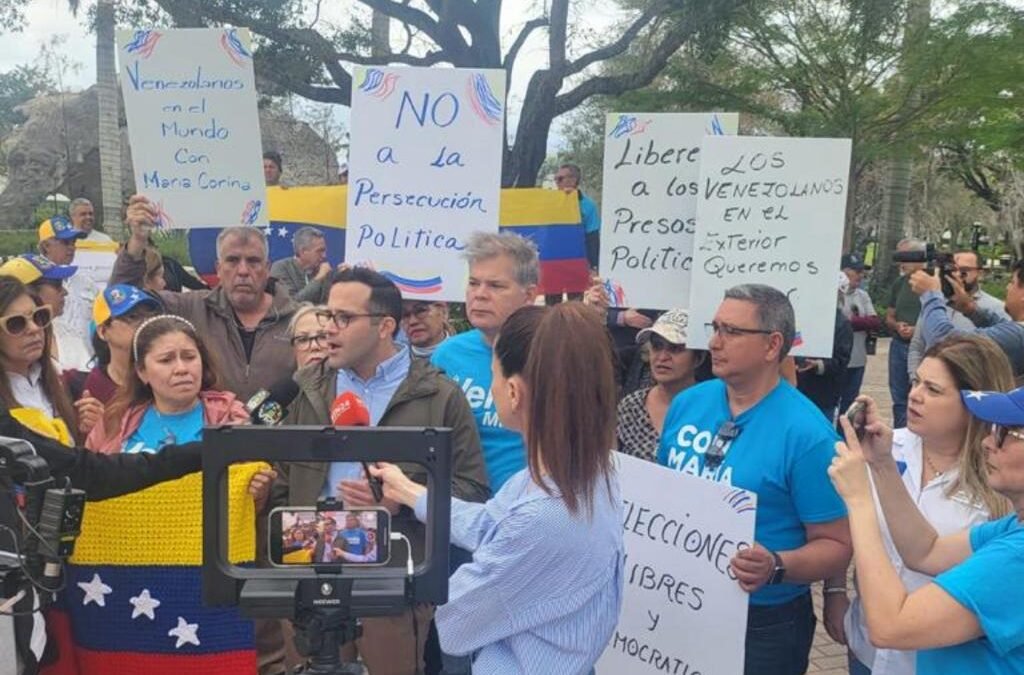 Movimiento Venezolanos por el Mundo con María Corina alzó su voz en Doral