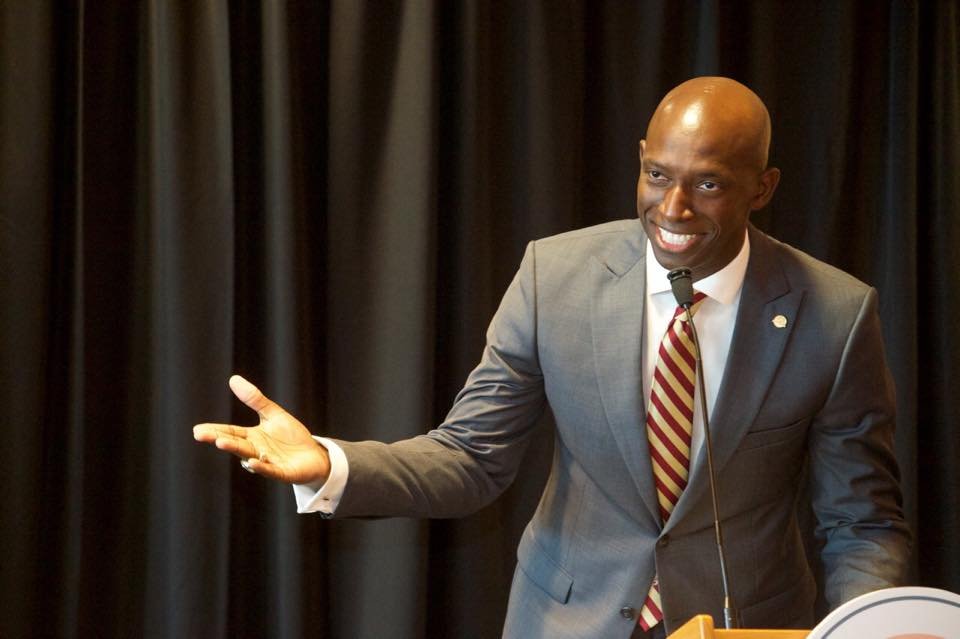 Alcalde Wayne Messam pide detener incinerador Miramar-fronterizo