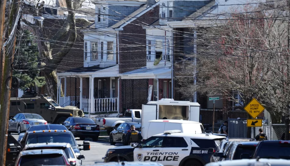 Arrestan en Nueva Jersey a sospechoso de matar a 3 personas en Pensilvania