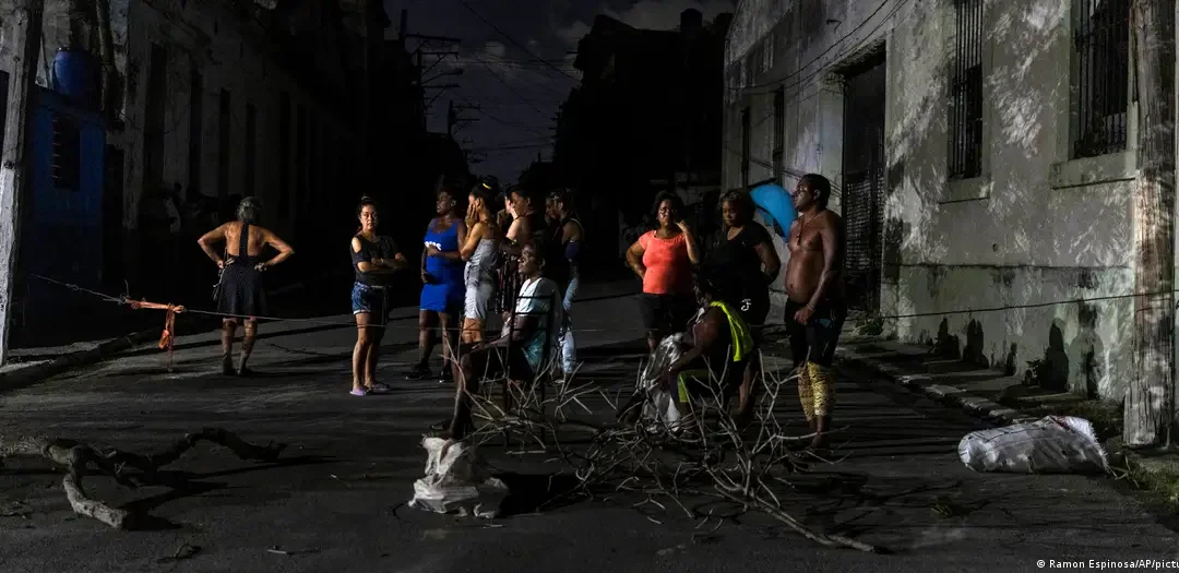 Cubanos tomaron las calles por falta de alimentos y  apagones