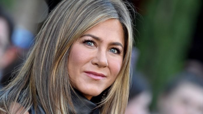Jennifer Aniston producirá nueva versión del clásico Cómo eliminar a su jefe