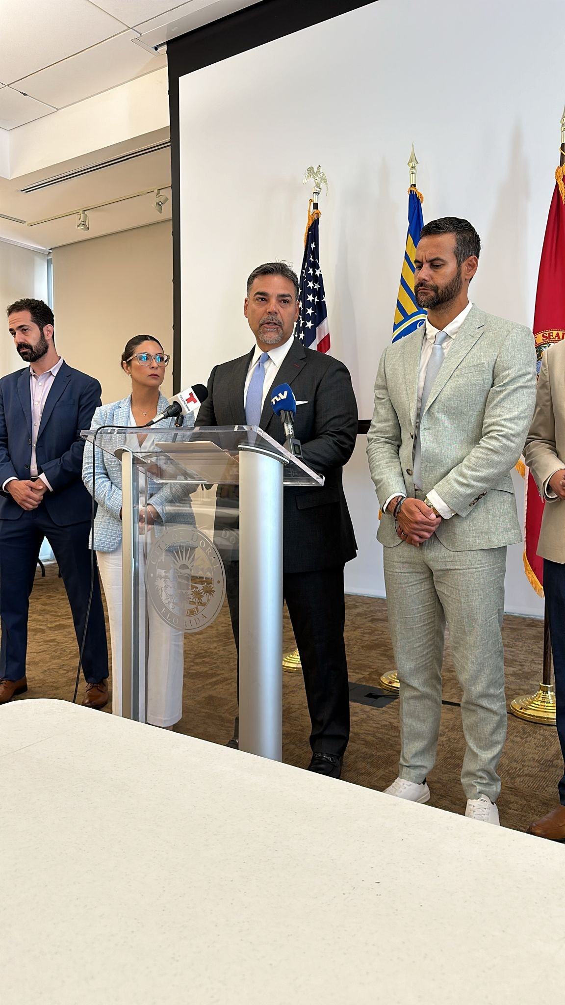 Imagen de WhatsApp 2024-05-16 a las 22.14.22_3d42d062