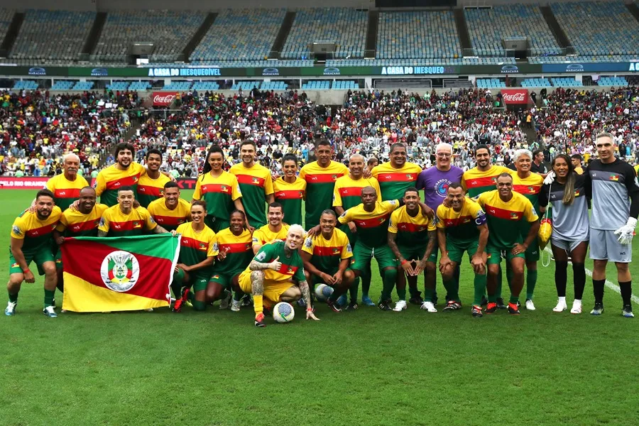Partido benéfico por damnificados en Brasil llenó el Maracaná