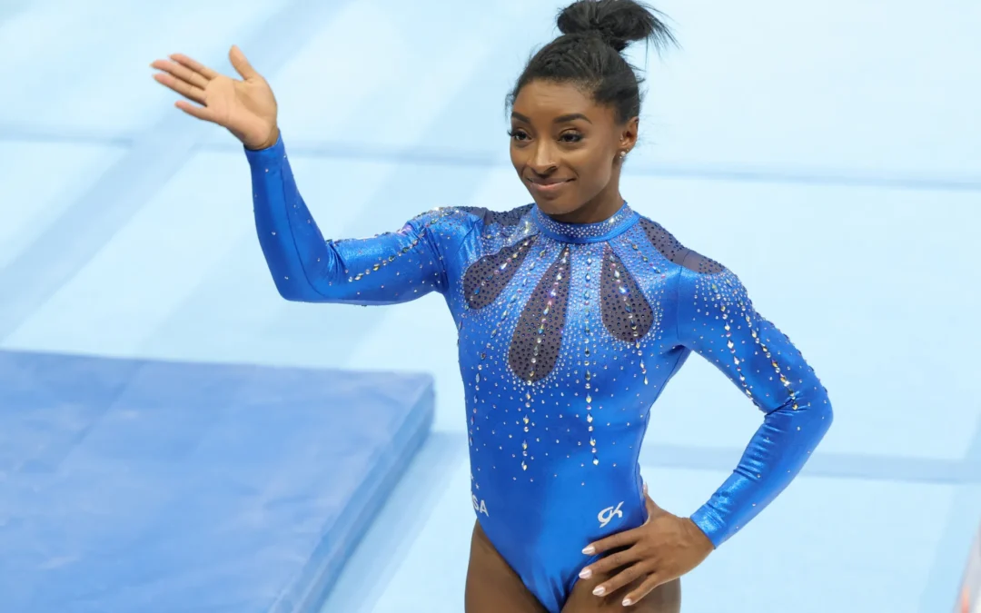 Simone Biles conquista noveno título nacional y acelera hacia París