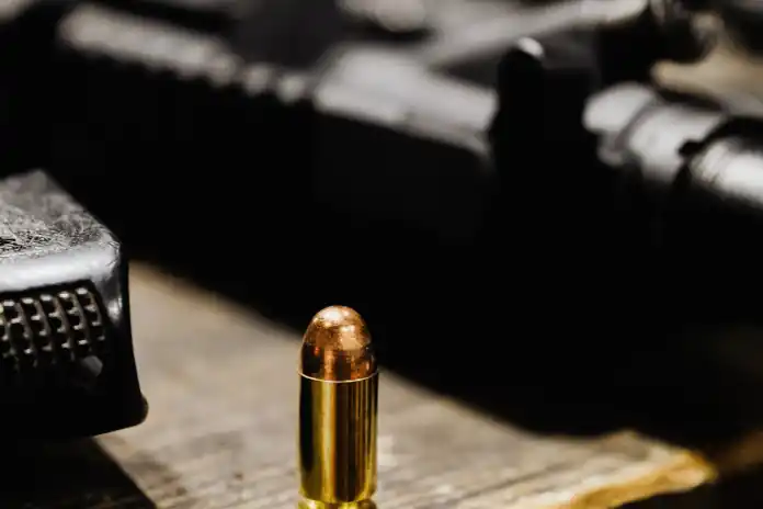 Atacan a tiros el carro donde viajaba un alcalde en Colombia