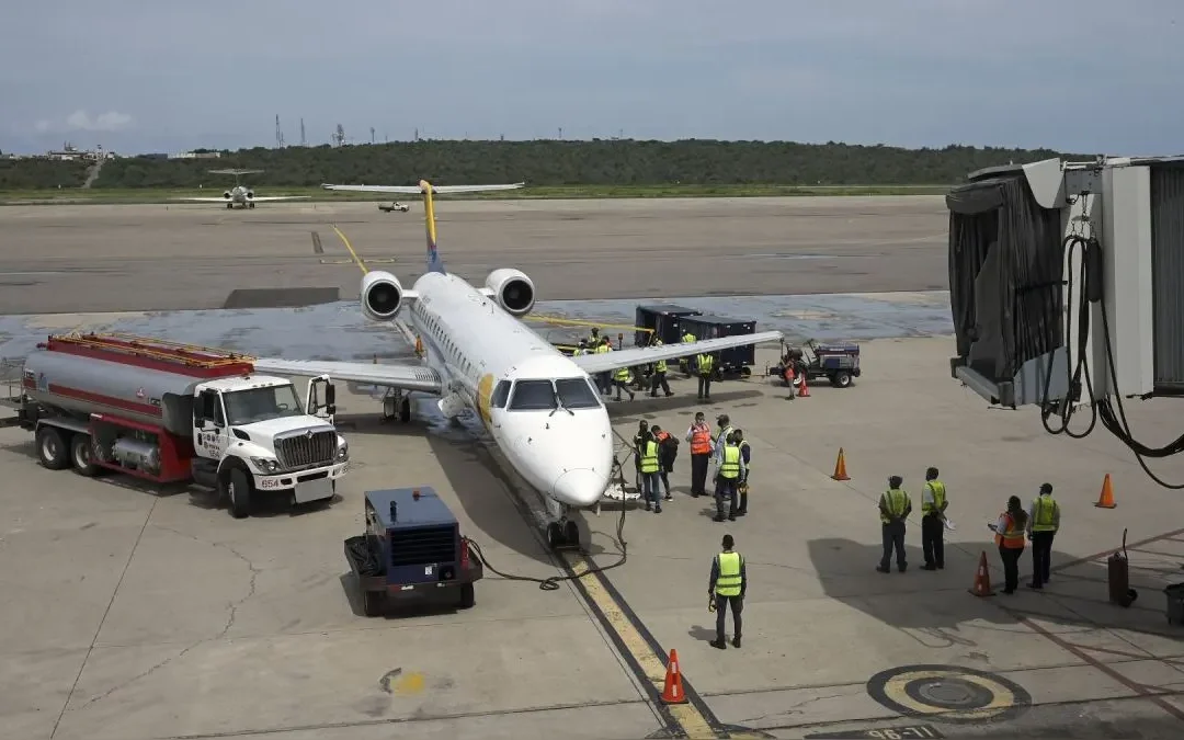 Venezuela suspende vuelos comerciales a Panamá y República Dominicana