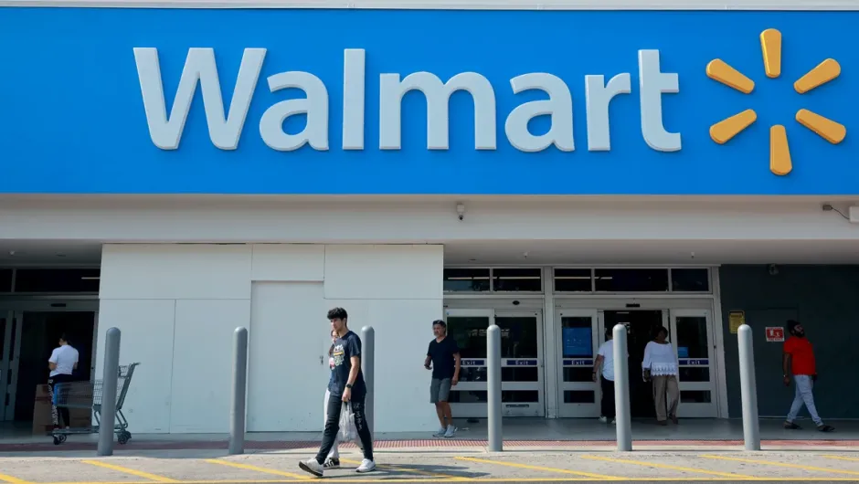 Walmart retira del mercado jugo de manzana en 25 estados