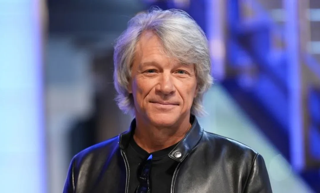 Jon Bon Jovi ayudó a persuadir a una mujer a bajar del borde de un puente de Nashville