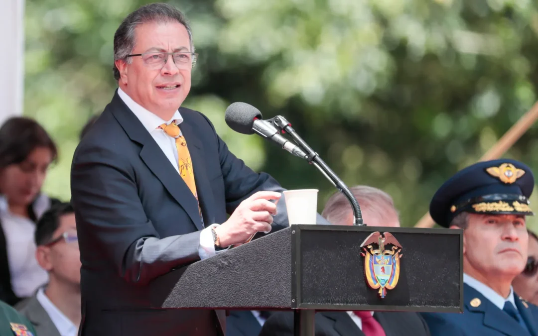 Petro alerta pasos hacia un “golpe de Estado” contra él