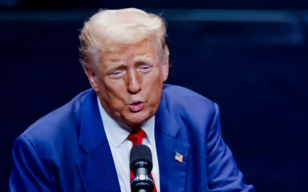 Trump promete “renacimiento” manufacturero en EEUU