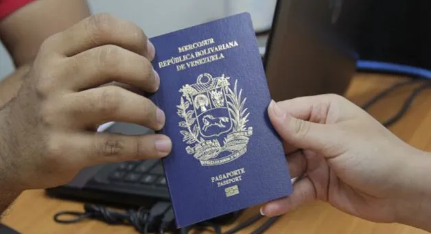 Venezolanos no podrán ingresar a su país con pasaporte vencido