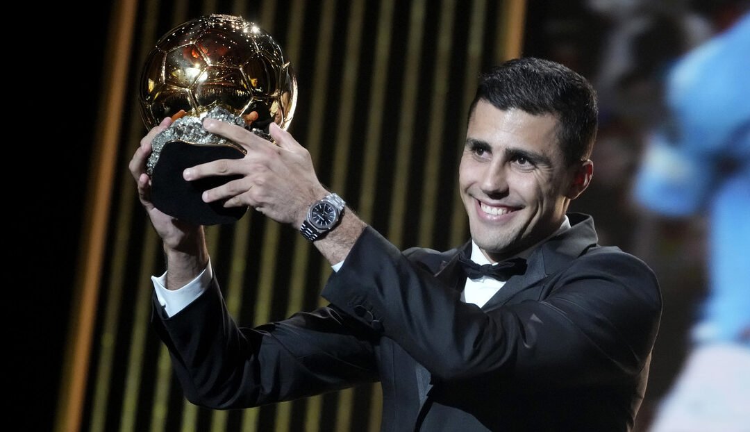 El español Rodri gana el Balón de Oro