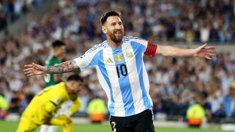 Messi iguala con Argentina el récord de tripletes de Cristiano Ronaldo