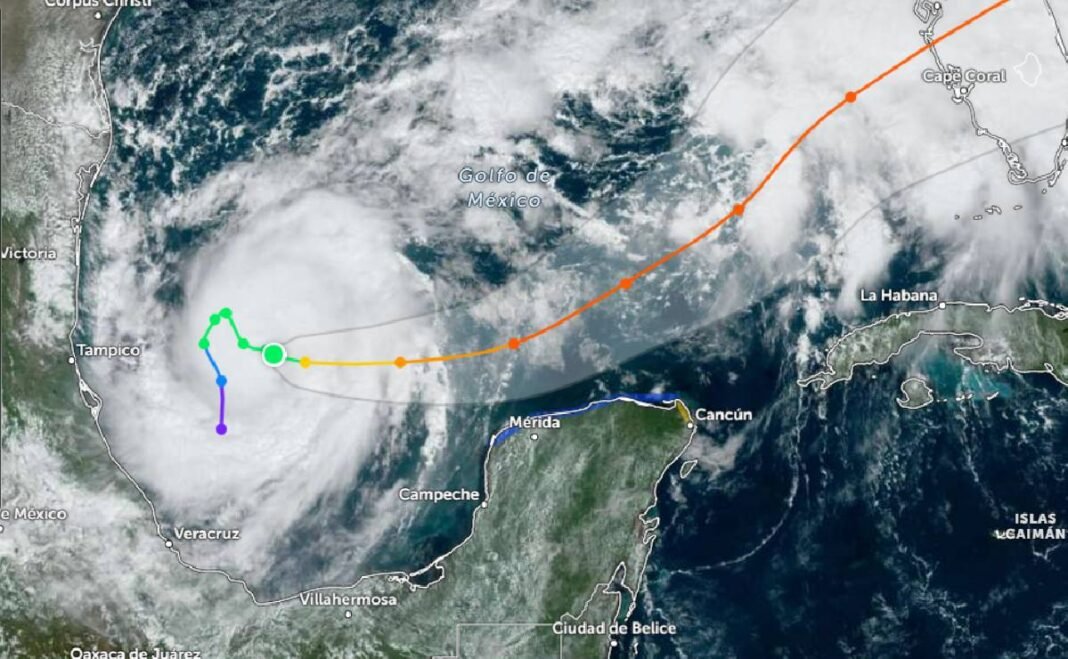 Huracán Milton se degradó a categoría 4 antes de llegar a México