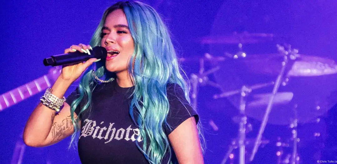 Karol G pidió perdón tras polémica por su nueva canción ‘+57’