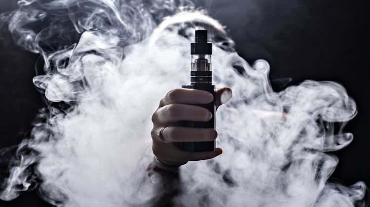 Condado Palm Beach implementa detectives de “vapers” en baños escolares