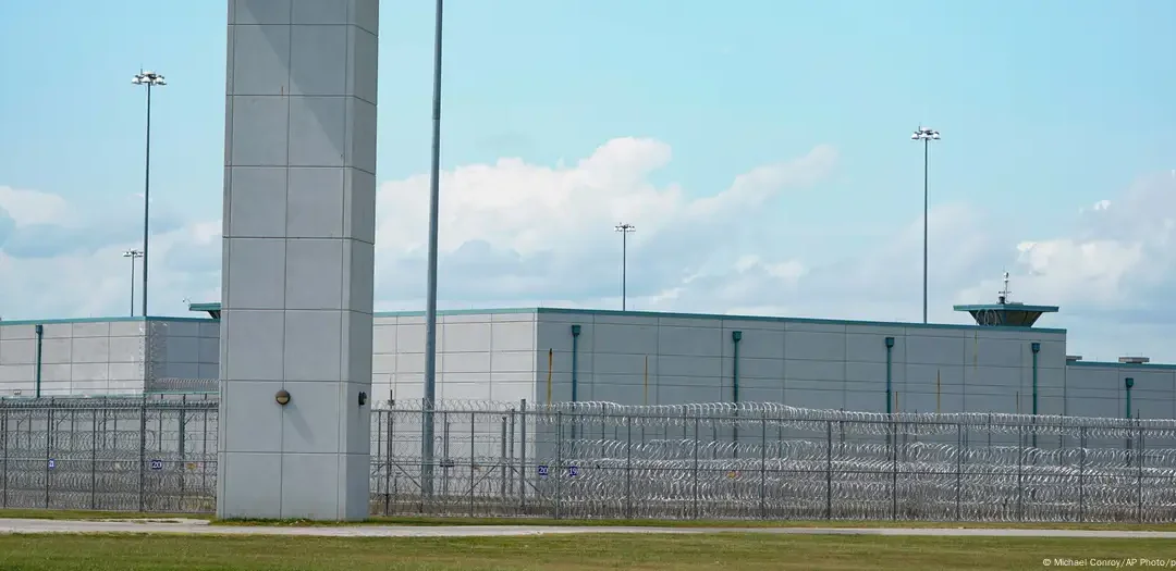 EEUU deportó a México al narcotraficante Osiel Cárdenas fundador de los Zetas