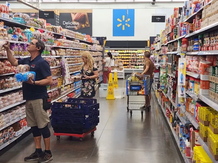 La FED analiza nuevo recorte de tasas tras un repunte de la inflación