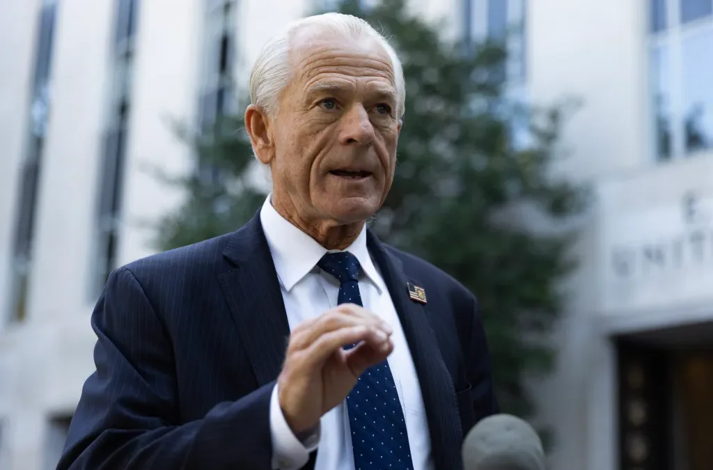 Trump nominó a Peter Navarro como asesor de Comercio y Manifactura